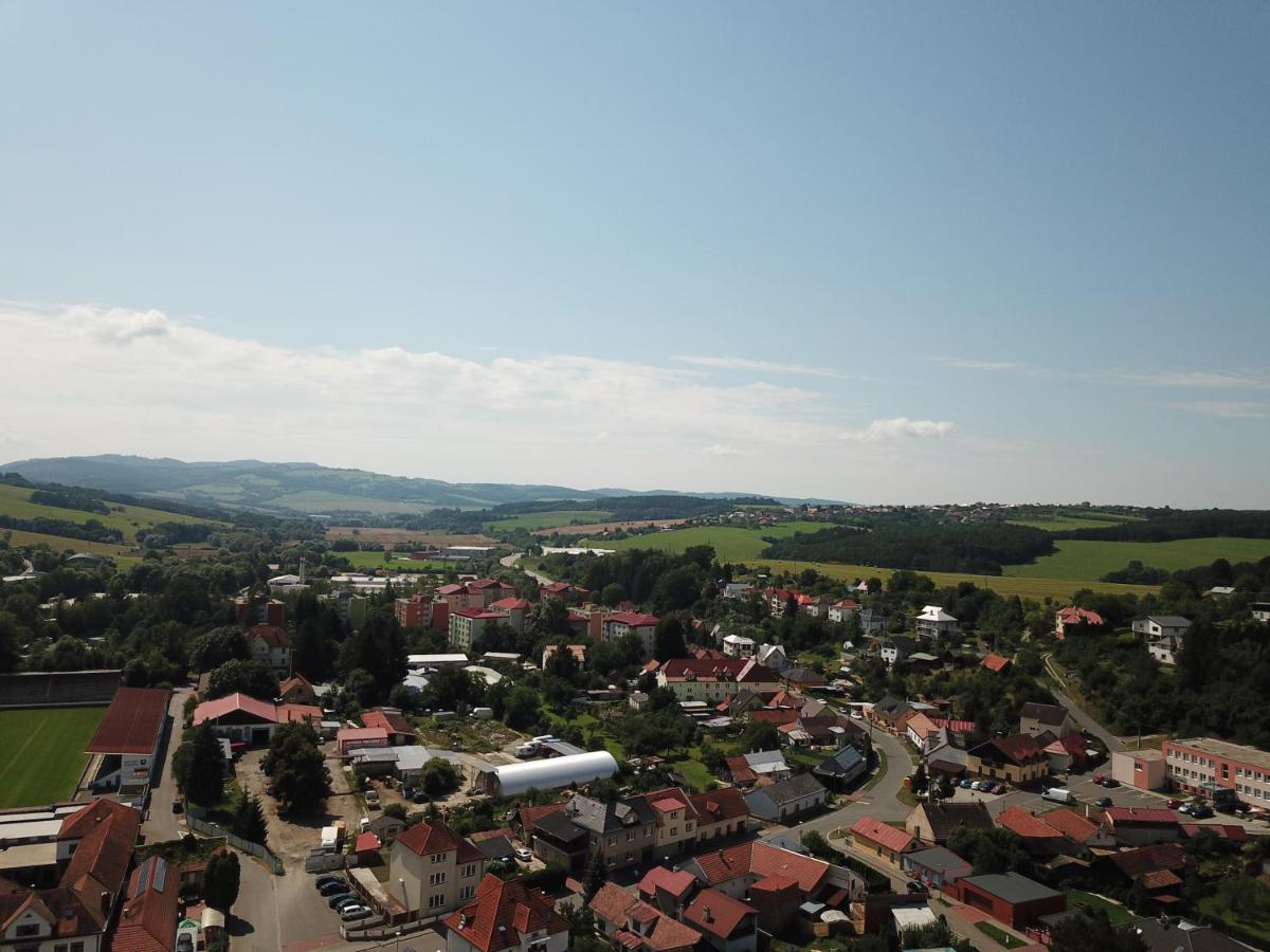 Retro vila , ubytování jen pro české občany Slušovice Exterior foto